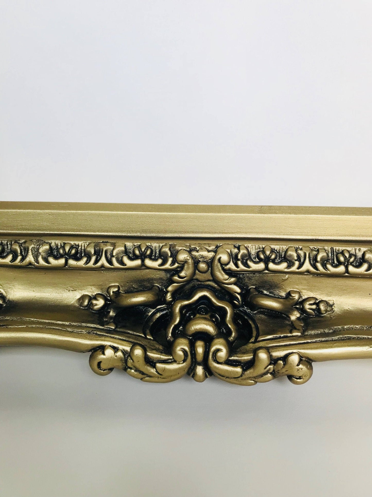 16x20 Vintage Gold Picture Frame, Antique Victorian Frame
