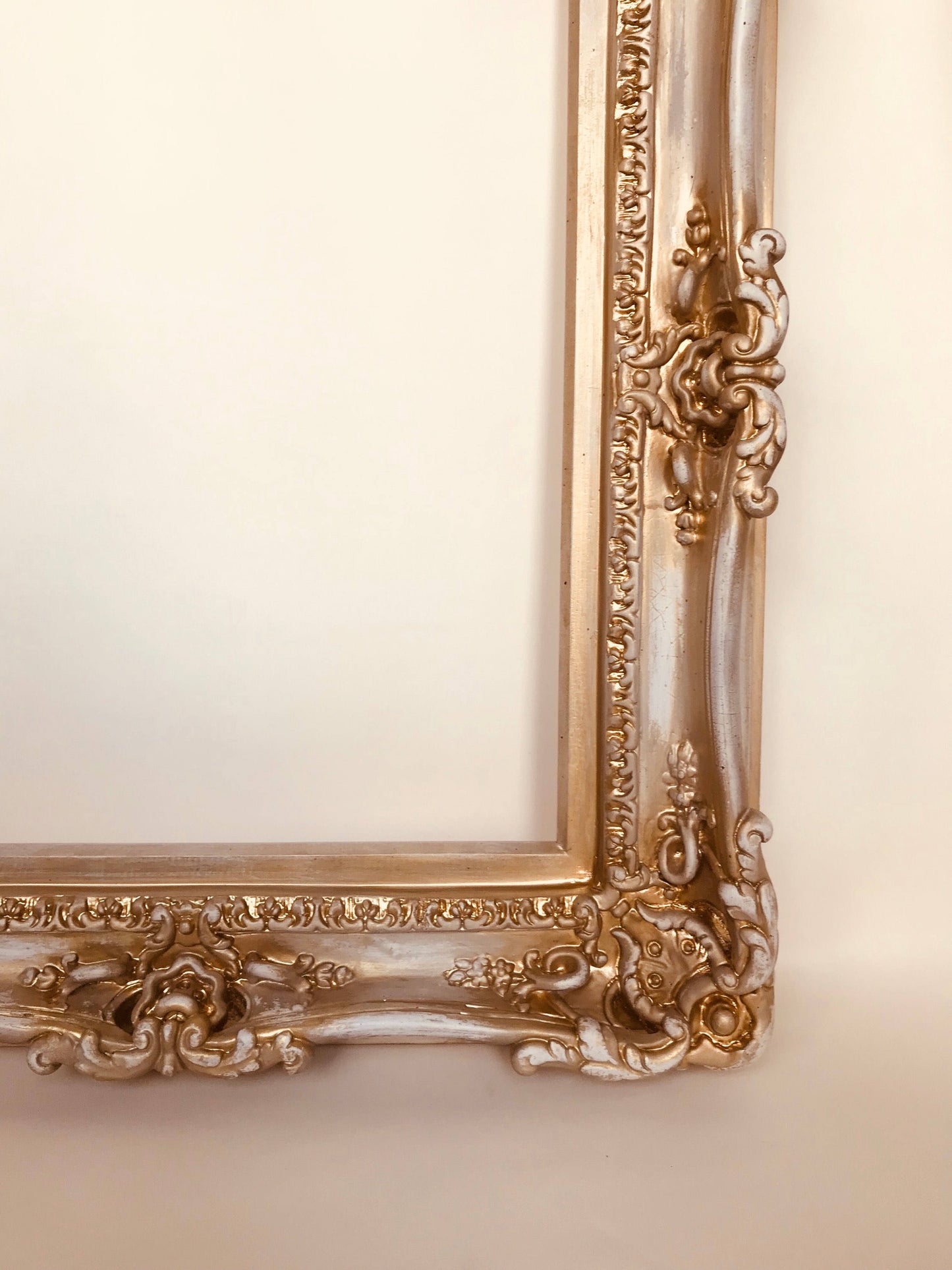 16x20 Distressed Shabby Chic Frame, Frame for Painting, Ornate Vintage Picture Frame