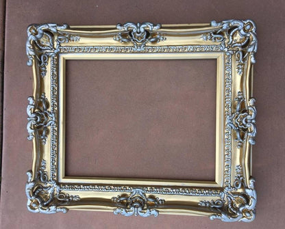 20x24 Victorian Gold Picture Frame, Family Photograph, Original