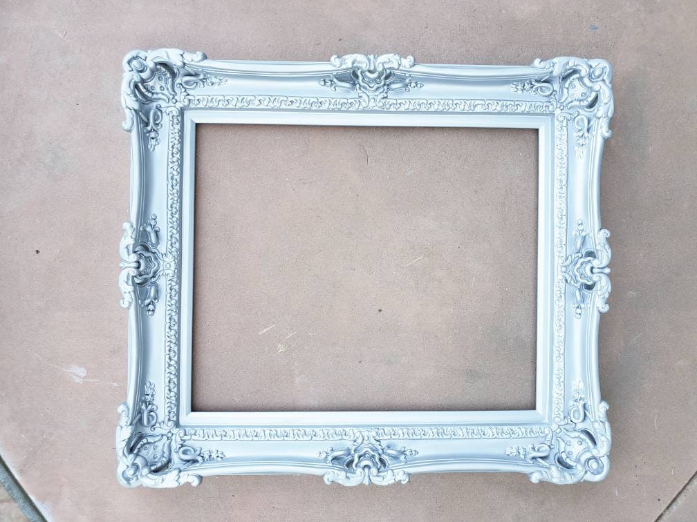 16x20 Classic French Silver Frame